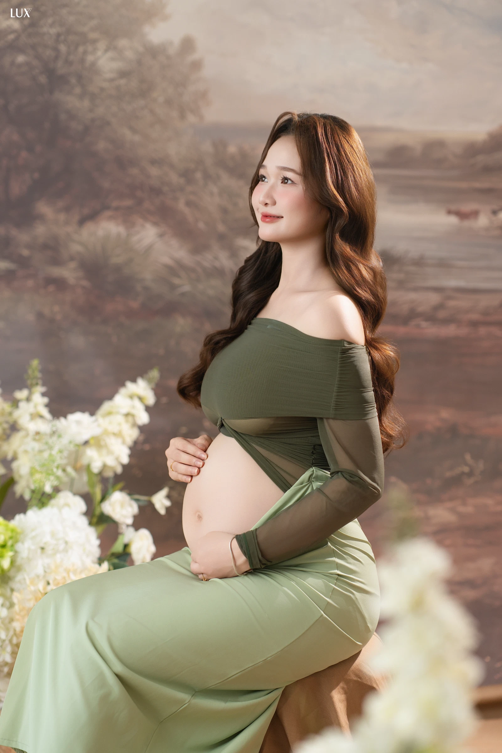 CONCEPT BẦU CHỊ NHÀN — Bầu