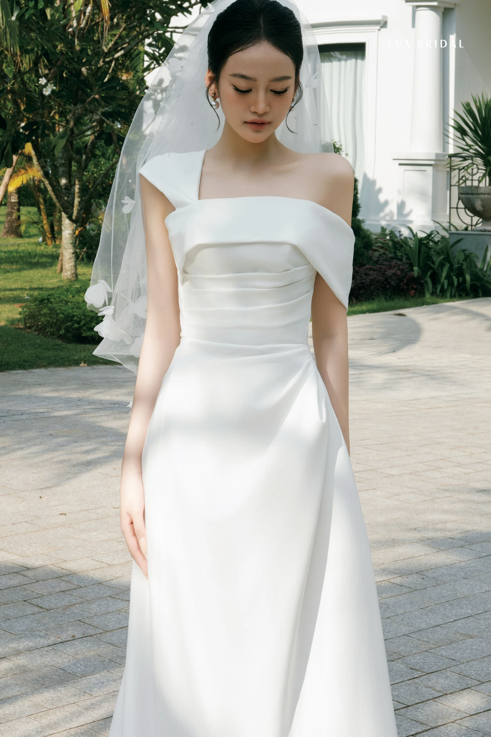 Sara Dress — Trang phục
