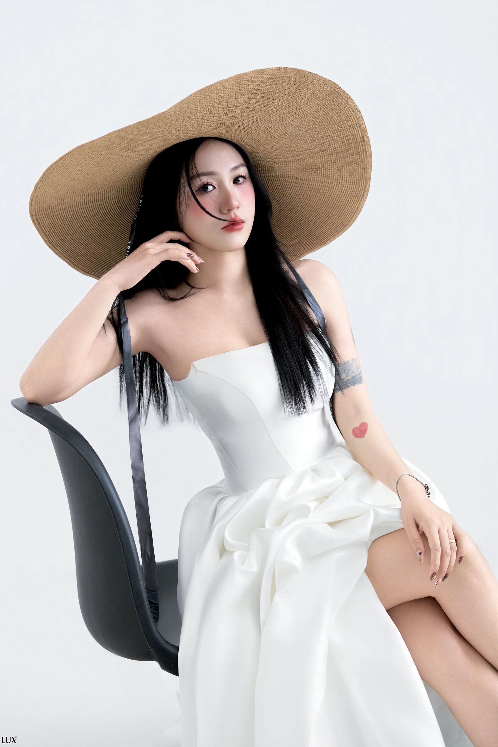 BEAUTY DƯƠNG SÁNG — Beauty