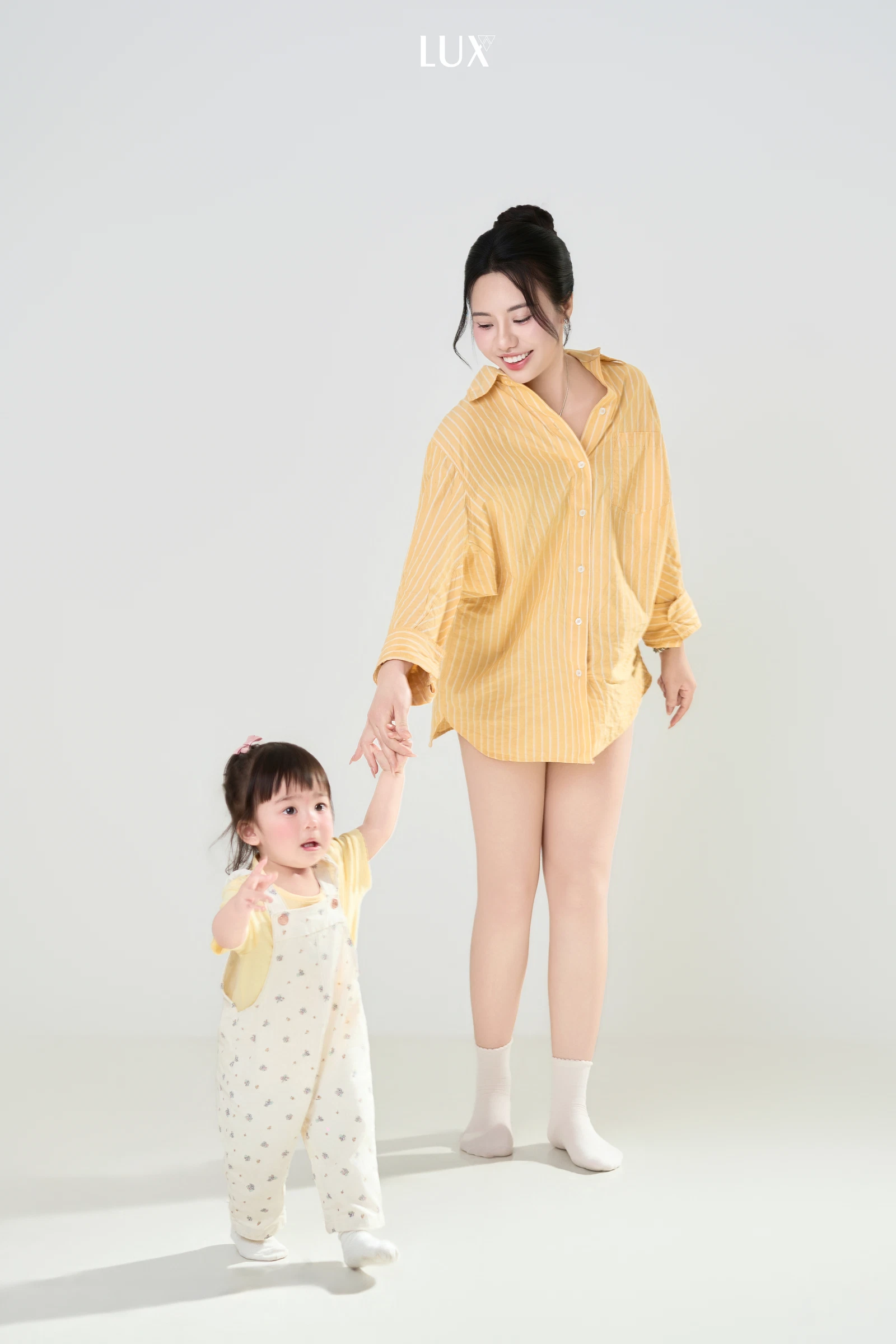 CONCEPT MẸ CON TÌNH PHAN — Family