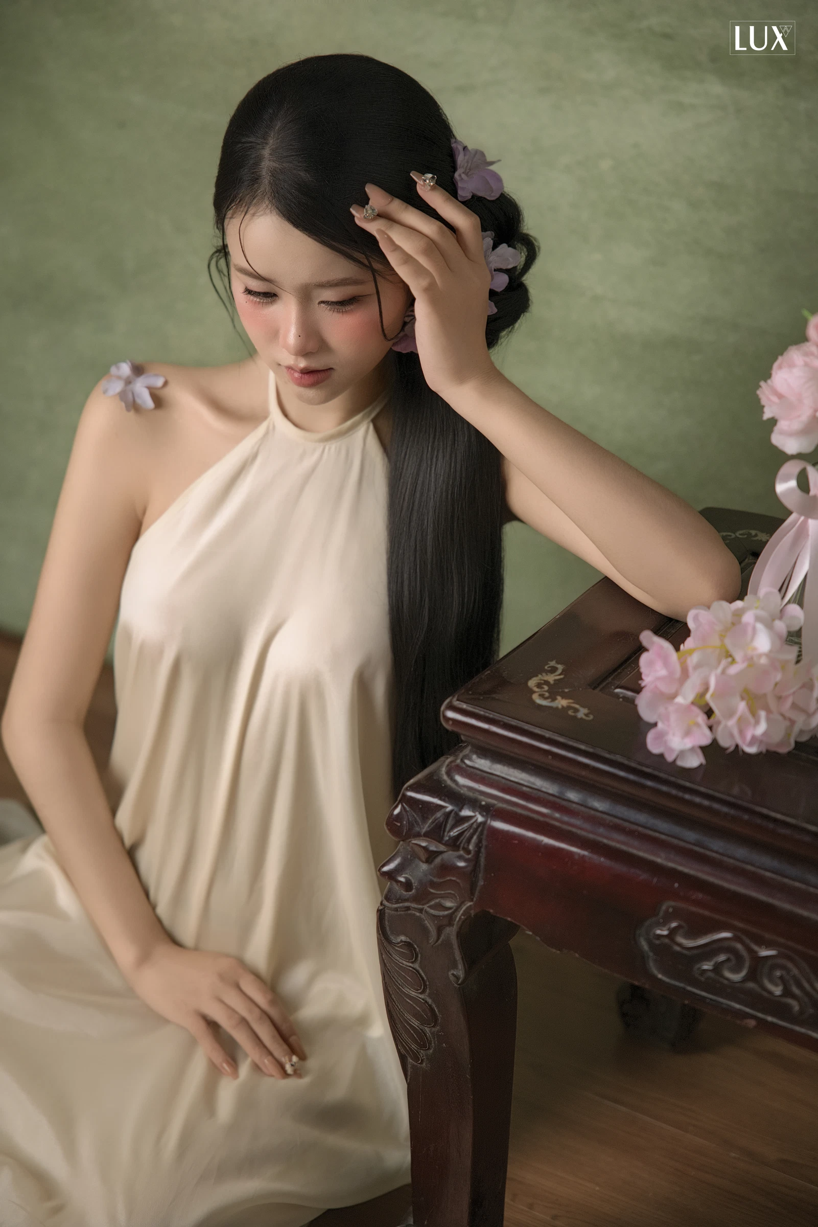 CONCEPT BEAUTY ÁO YẾM — Beauty