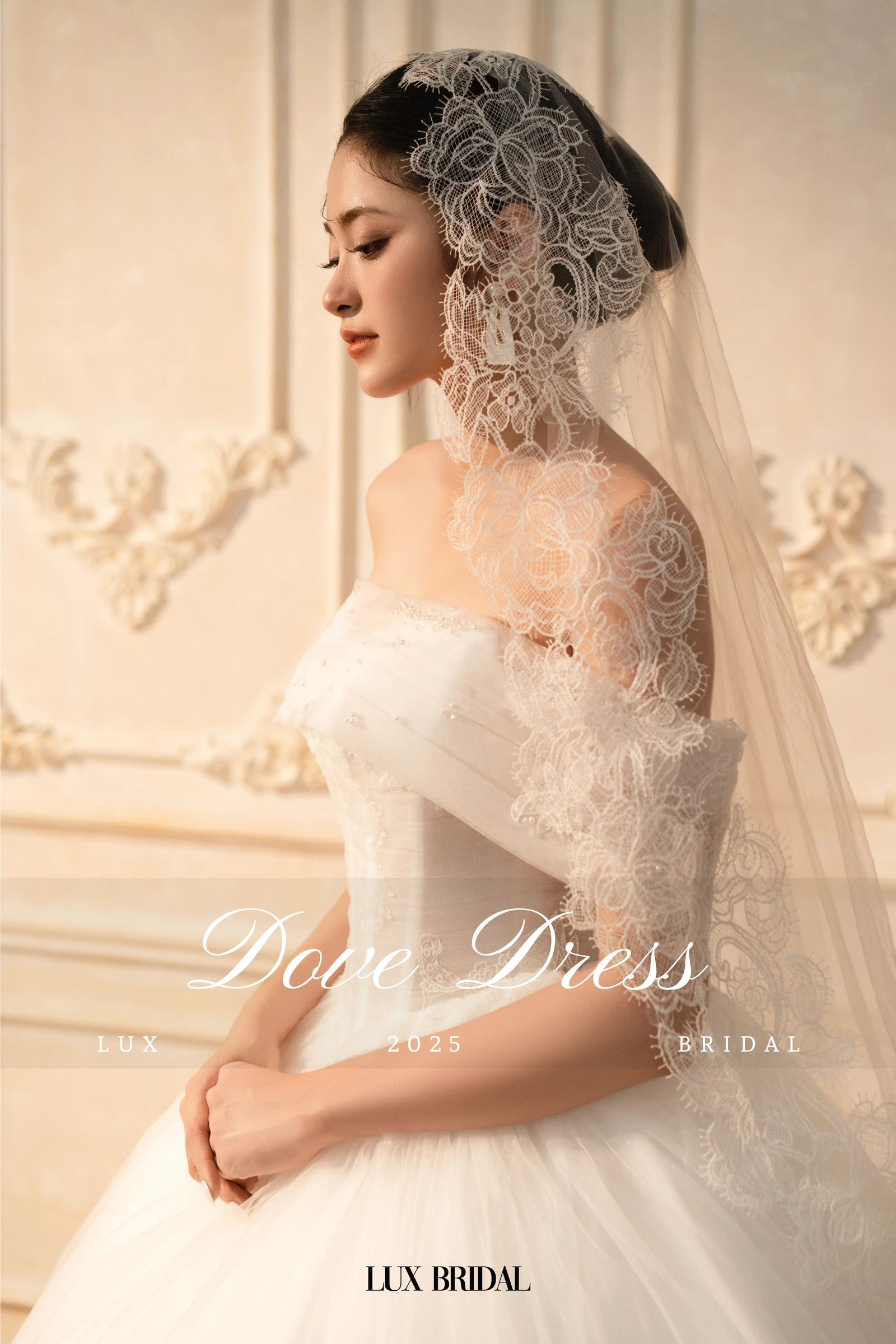 Dove Dress — Trang phục