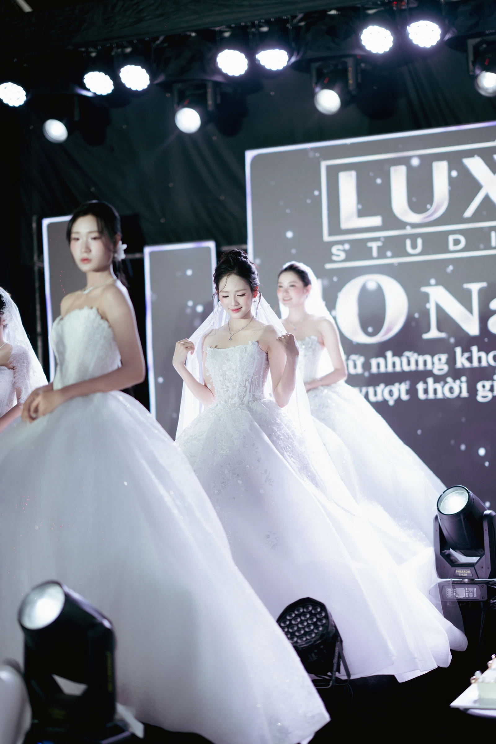 L3_02412.JPG