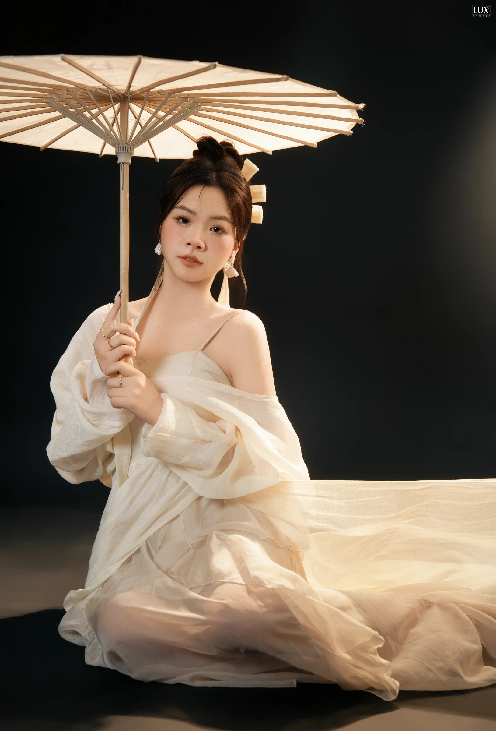 BEAUTY Ô PHÔNG ĐEN — Beauty